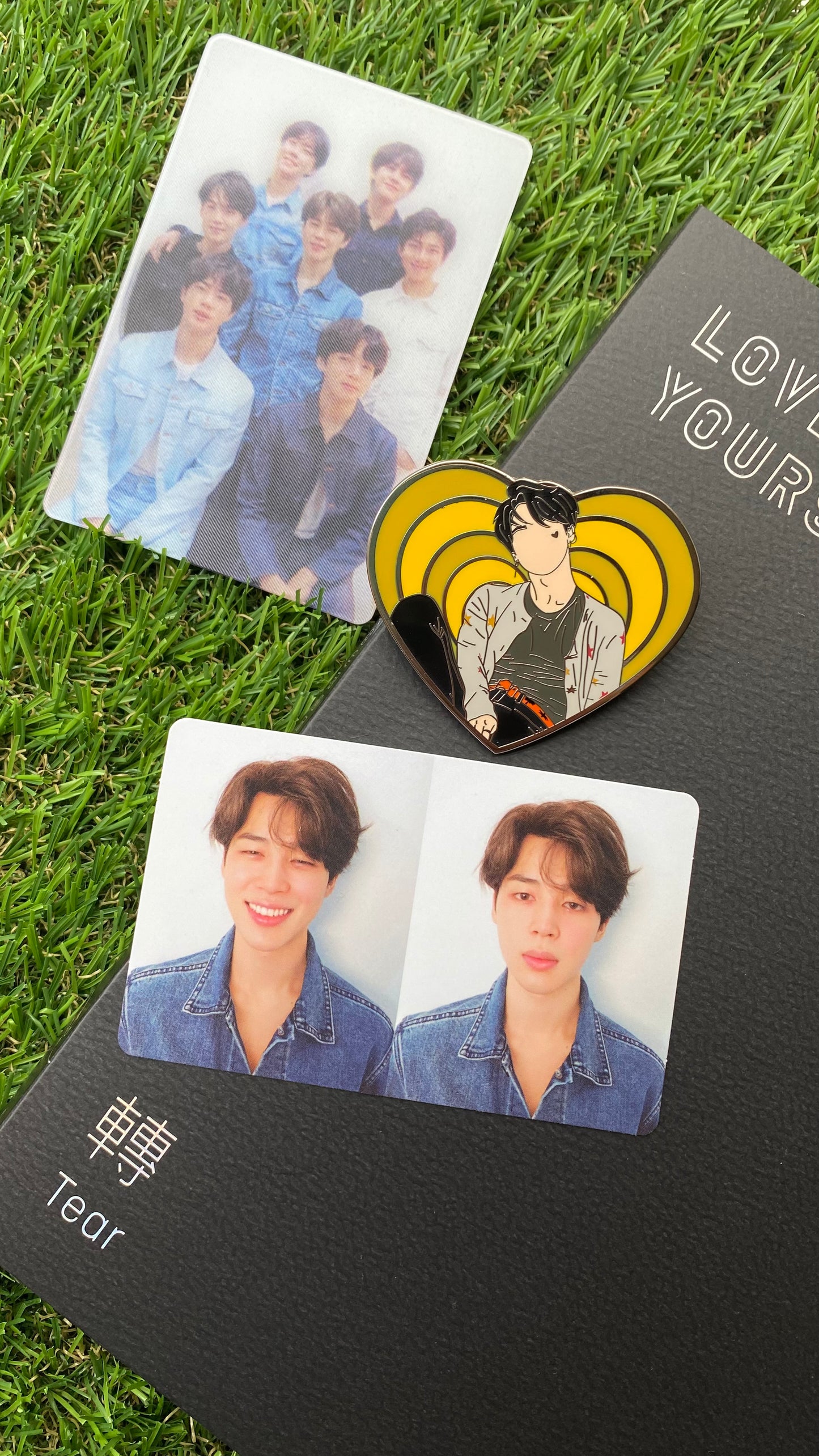 Love Yourself Tear Version O Heart Hard Enamel Pins