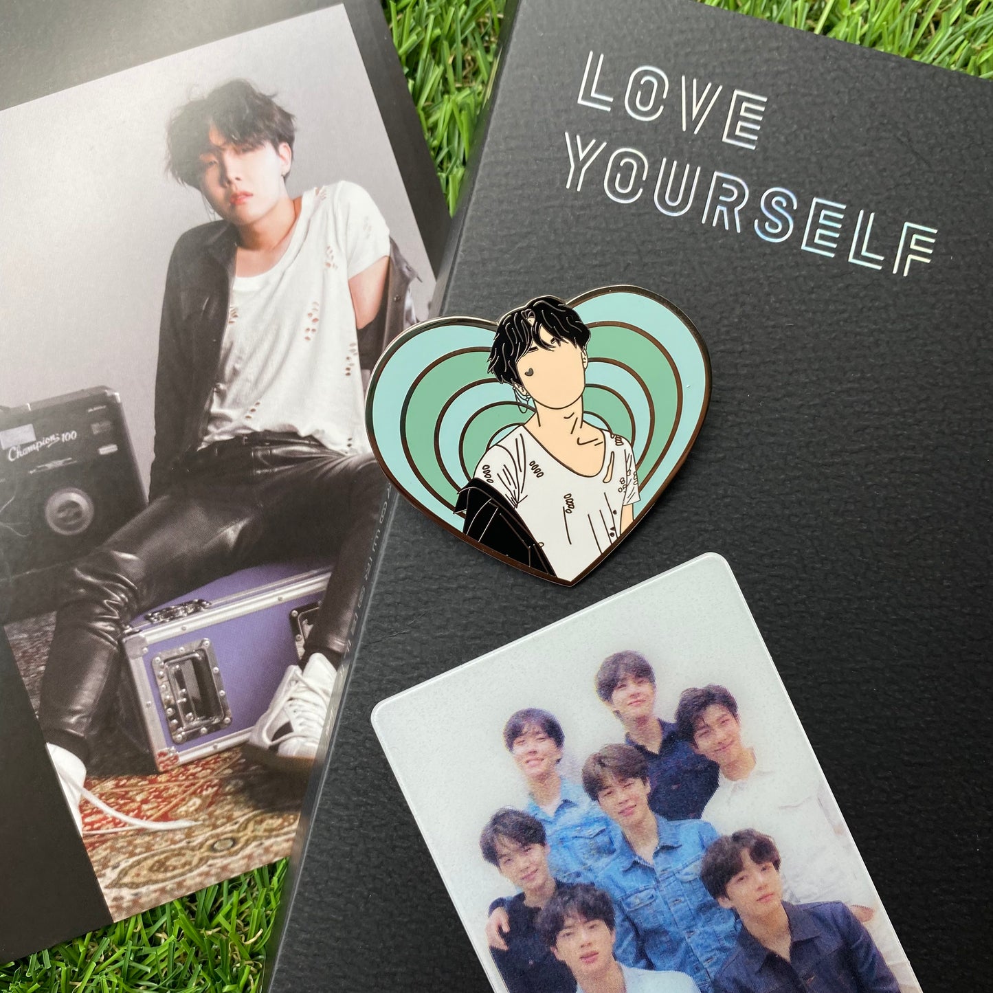 Love Yourself Tear Version O Heart Hard Enamel Pins